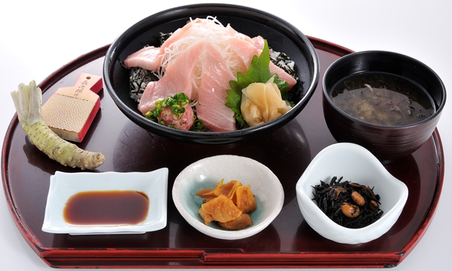 伊豆高原本家鮪屋大トロ丼